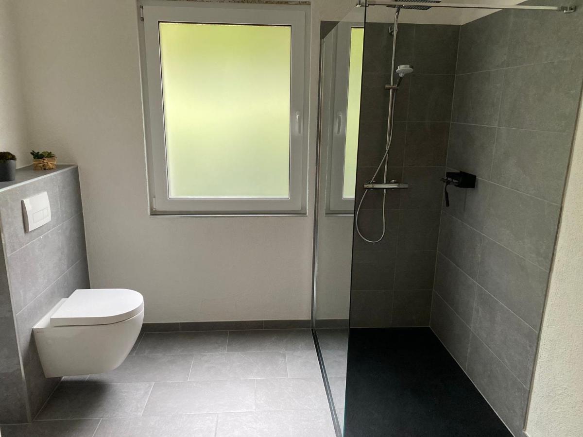 Ringtoys Rooms Mit Einem Gemeinschaftsbad One Bathroom To Share With Four Rooms Welcherath Εξωτερικό φωτογραφία