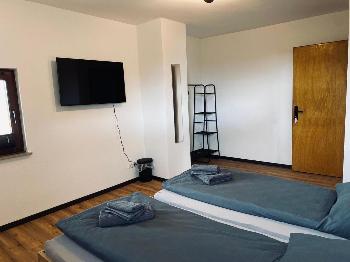 Ringtoys Rooms Zimmer Mit Geimeindebadezimmer Welcherath Εξωτερικό φωτογραφία